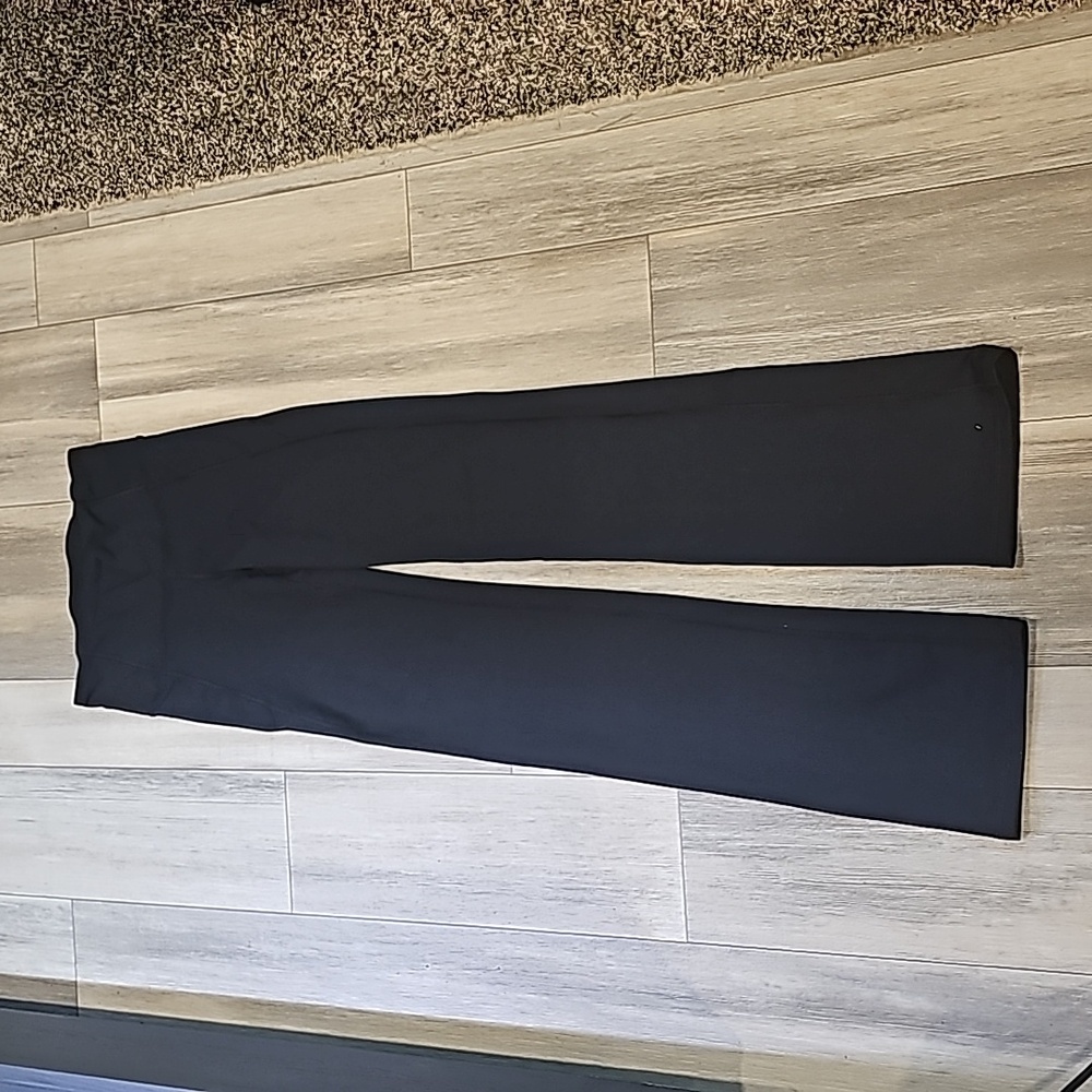 Black Under Armour Boot cut Pant Size XS